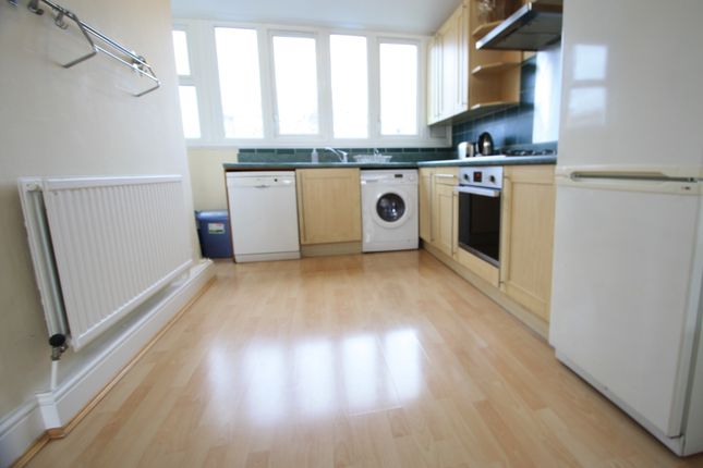 Thumbnail Flat to rent in Tregunter Road, Chelsea