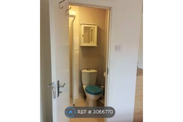 Flat, Brockley Road, London photo 4