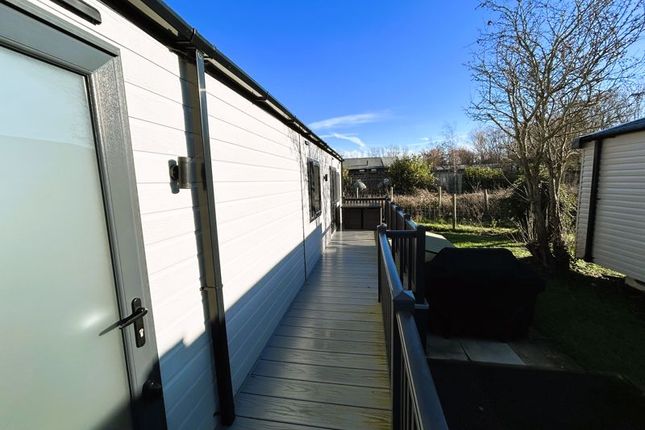 Mobile/park home for sale in Waterside Holiday Park, Bowleaze Holiday Park, Bowleaze, Weymouth