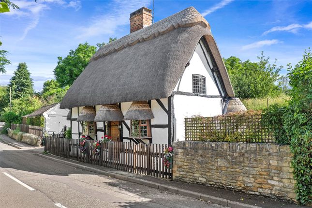 Thumbnail Detached house for sale in Harvington, Evesham, Worcestershire