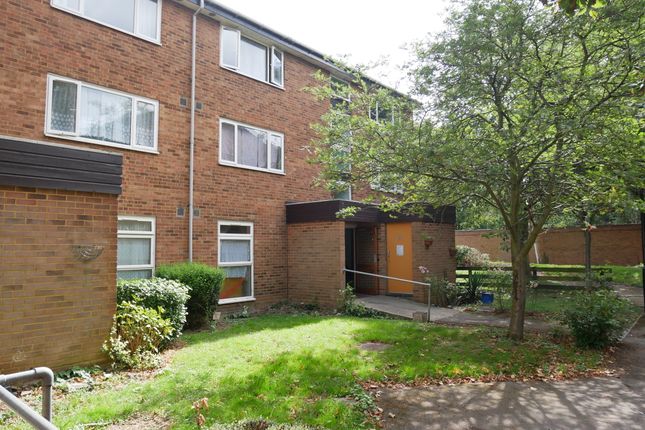 Thumbnail Flat to rent in The Buckingham Avenue, Perivale