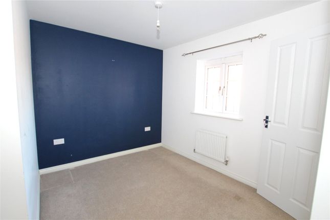 End terrace house for sale in Andromeda Way, Brackley