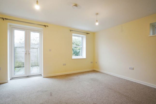 7B,, Tregarth, St. Austell photo 4