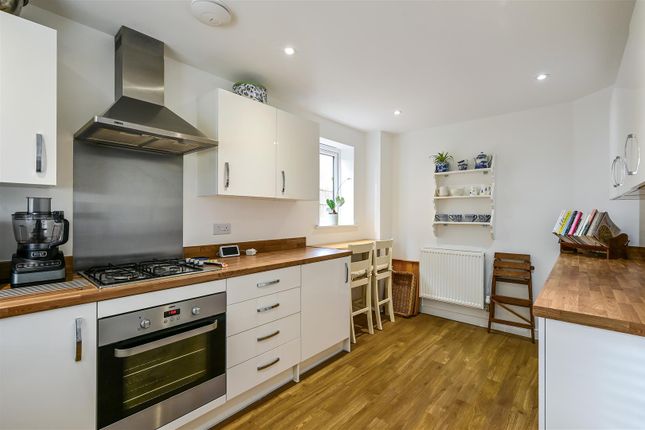 15, Woodlands Avenue, Rowlands Castle photo 4