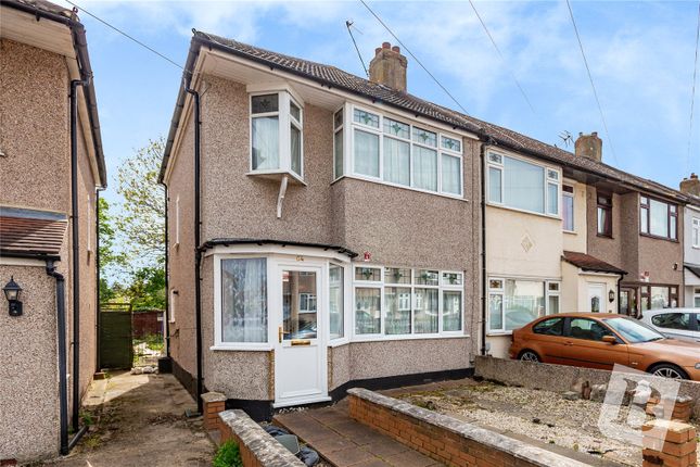 End terrace house for sale in Auriel Avenue, Dagenham