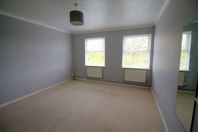 Studio to rent in The Green, Southwick