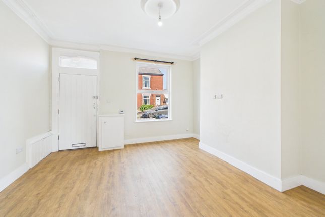 7, Smith Street, Greater Manchester photo 4