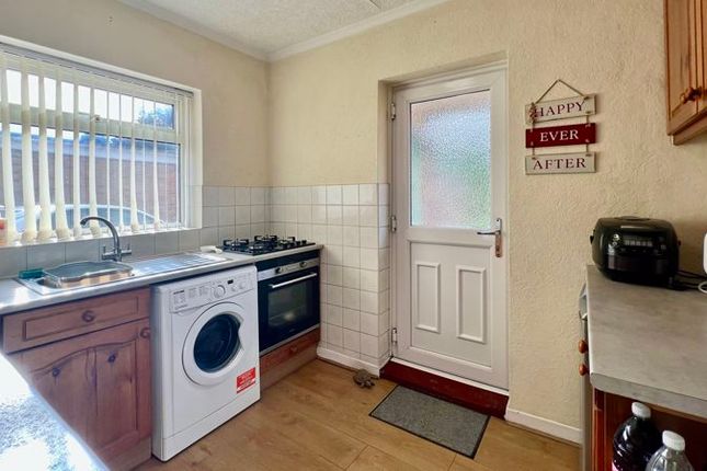 51, Dewsbury Avenue, Scunthorpe photo 4
