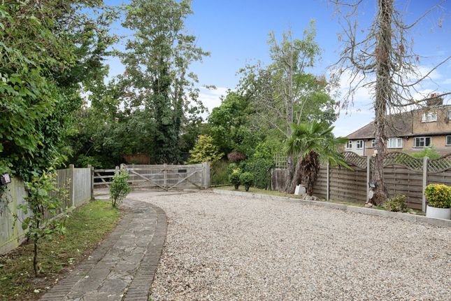 Detached bungalow for sale in Woodmere Close, Shirley, Croydon