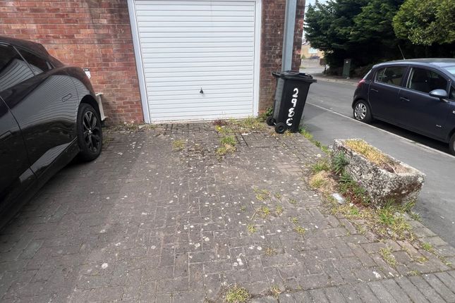 298d, Charlton Road, Bristol photo 4