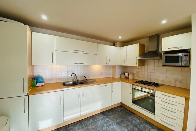 Flat to rent in College Road, Harrow-On-The-Hill, Harrow