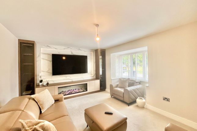 The Cedar Trentham Fields, New Inn Lane, Stoke-On-Trent photo 2