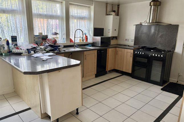 115, Gosport Road, Fareham photo 4