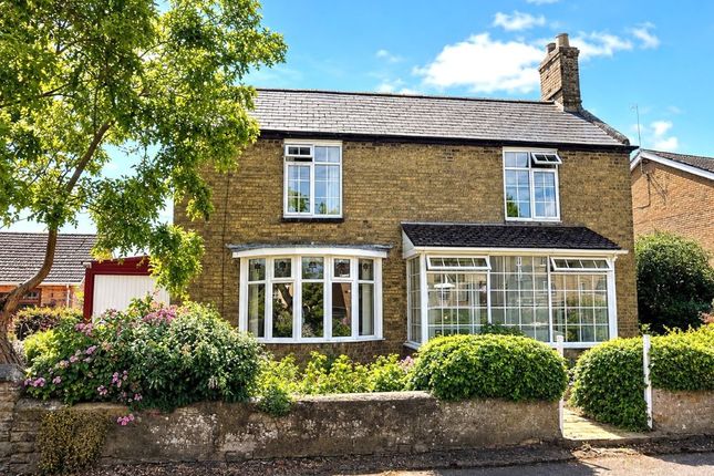 3-bed detached on 7, Well Creek Road, Wisbech, £75,000