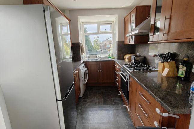 5, Elmhirst Drive, Rotherham photo 3