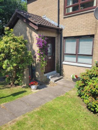 15 Tillet Oval, Paisley, PA3 2DH, Paisley photo 2