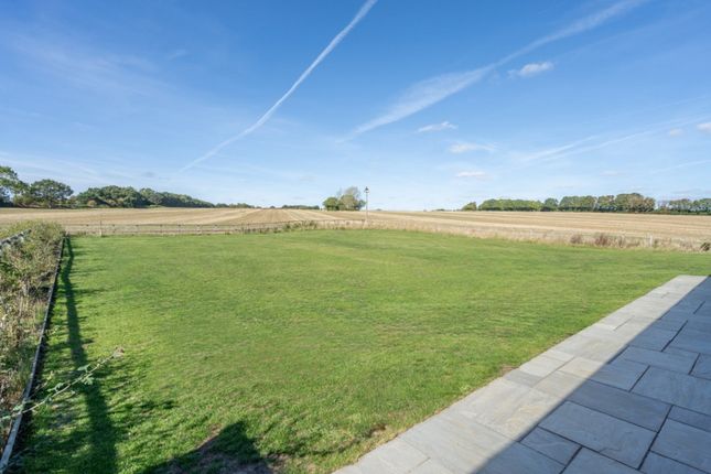1 Vale Farm Barns, NR10 4QX, Reepham photo 3