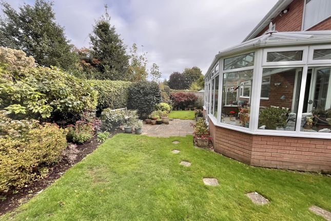 15, Beechfield Avenue, Wilmslow photo 2