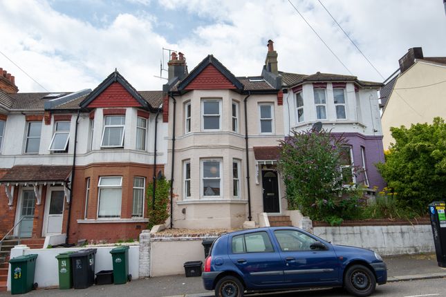 Thumbnail Terraced house to rent in Hollingbury Road, Brighton