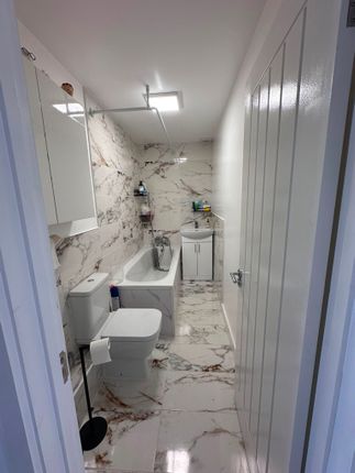 Frederick Road, Rainham photo 5
