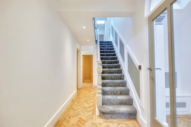Entrance Hall.Jpeg