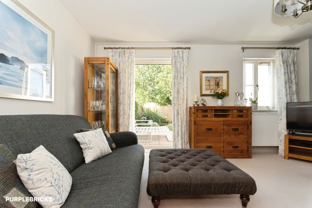 22, Church View, Calne photo 4