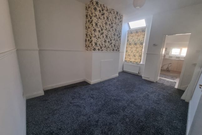 27, Springville Avenue, Manchester photo 3