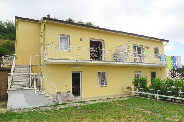 Thumbnail Semi-detached house for sale in Massa-Carrara, Fosdinovo, Italy