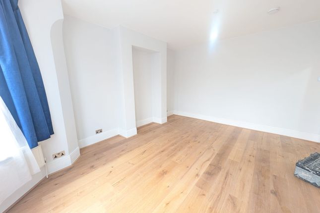 6, Aberdeen Road, Dollis Hill, London photo 4