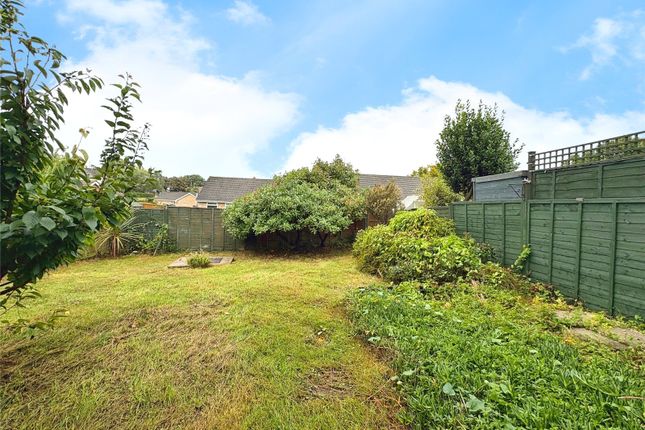 32, Sylvan Avenue, Isle of Wight photo 3
