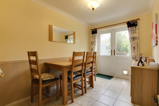 Semi-detached house for sale in Nayland Close, Wickford
