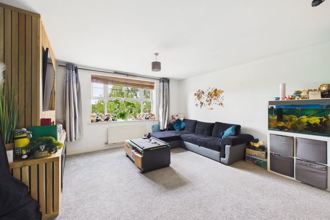 31 Shawbury Avenue Kingsway, Gloucester photo 4