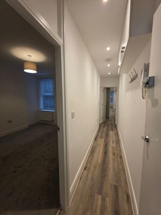 3a, Bushey Hill Road, London photo 4