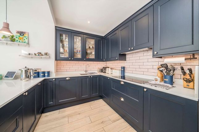 250, Raeburn Avenue, Surbiton photo 4