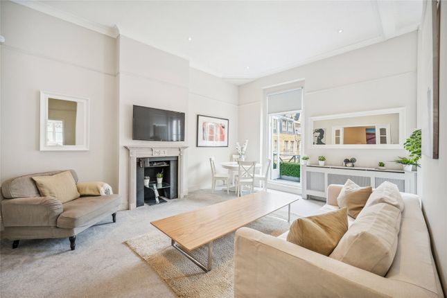 Thumbnail Mews house to rent in Queens Gate Place Mews, South Kensington