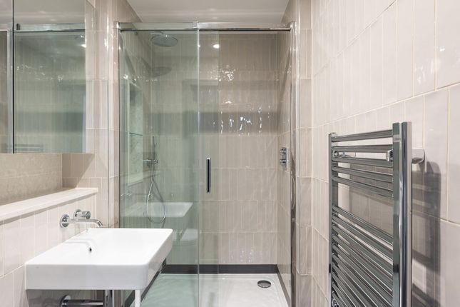 1-bed flat on 3 Watermead Way, Tottenham Hale, £2,045/mo