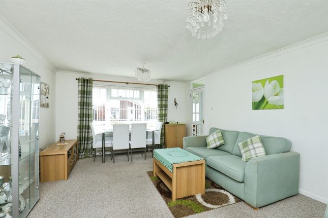 1, Hickling Close, Swaffham photo 3