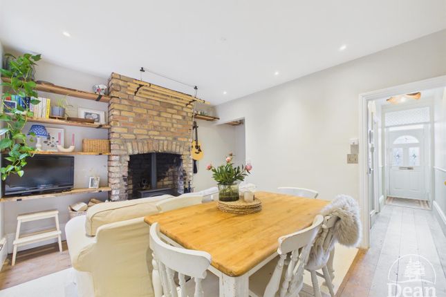12, Sandford Terrace, Lydney photo 3
