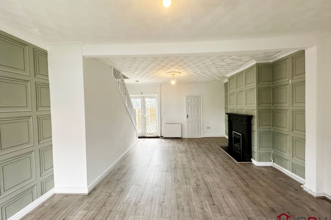 3 St. Johns Road, Doncaster photo 3