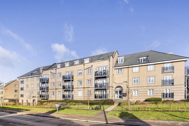19, Kingsmead Court, Hertford photo 3