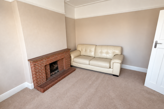 1, Littlemoor Road, Ilford photo 3