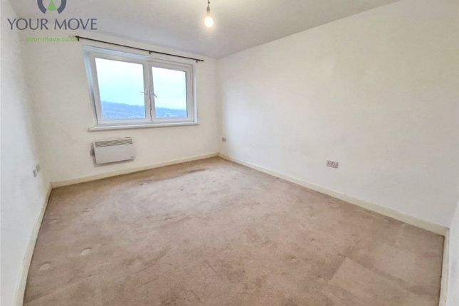 14 Bentley Court,, Parkwood Rise, West Yorkshire photo 4