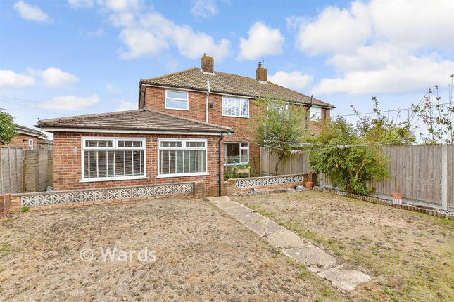 3-bed semi-detached on 3, Brissenden Close, New Romney, £260,000