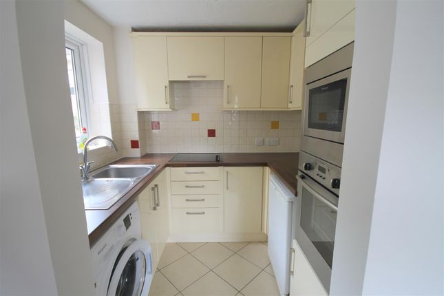 54, Aintree Drive, Bristol photo 5