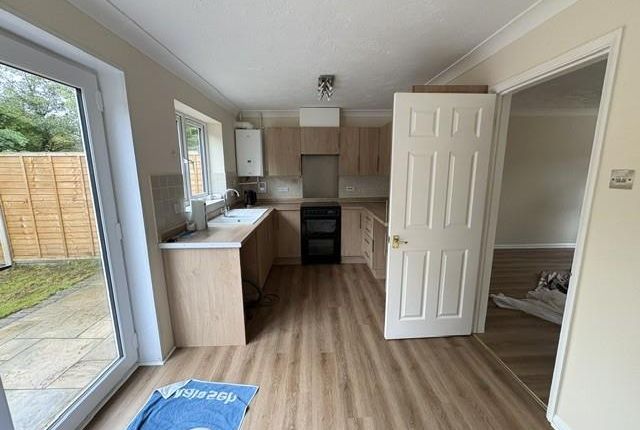 10, Minden Close, Andover photo 5