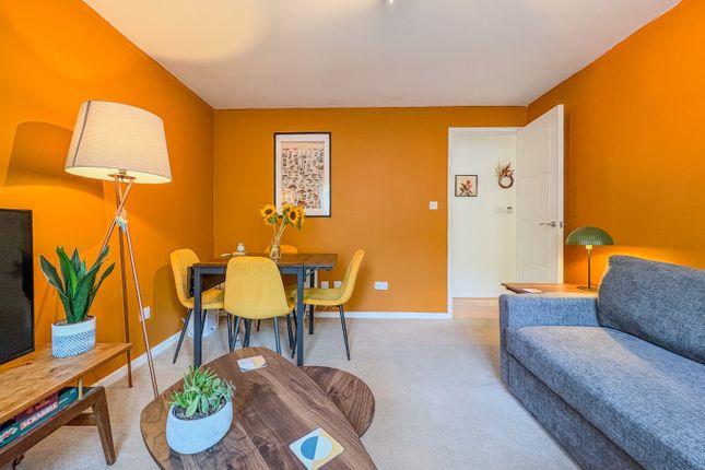 5 Butlers Close, Bristol, City of Bristol photo 3