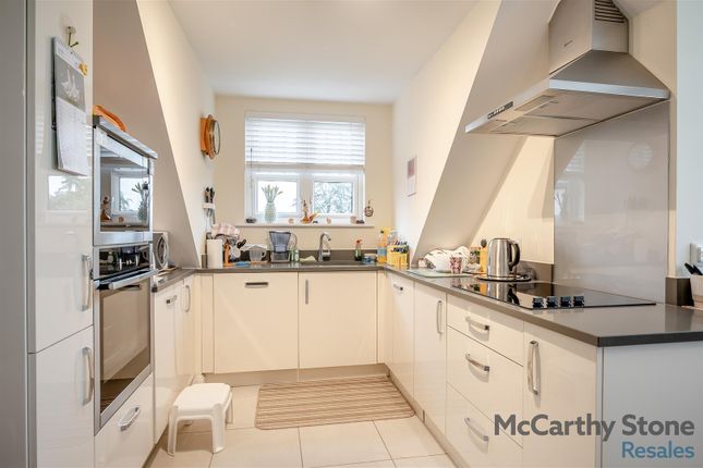 22 Orchard Gate, Banbury Road, Stratford-Upon-Avon photo 3