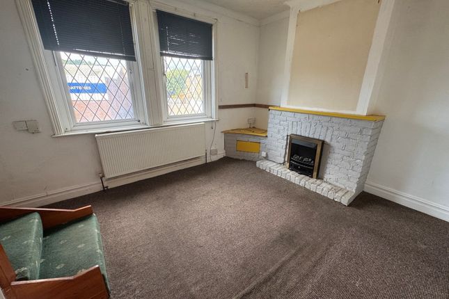 First Floor Flat, 17A Cherry Tree Avenue, Dover photo 2