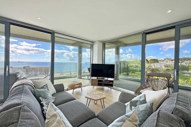 Flat for sale in Cliff Road, Falmouth, Cornwall