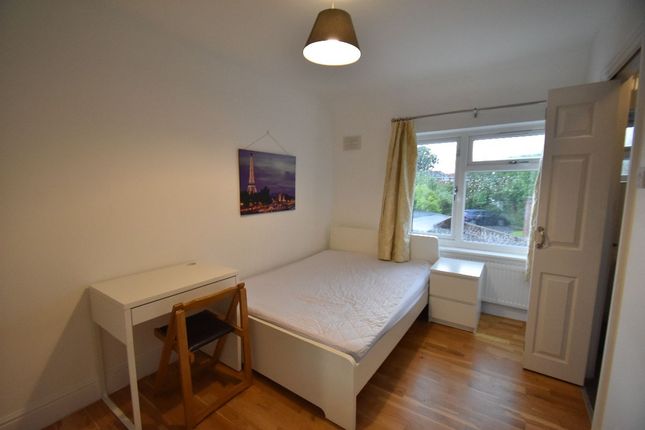 Thumbnail Room to rent in Nestles Avenue, Hayes